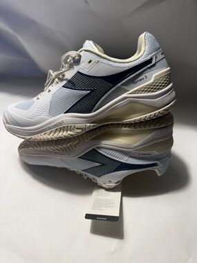 Diadora Torneo 3 Tennis Shoe - White with Navy and Cream Accents nwt/returns s9